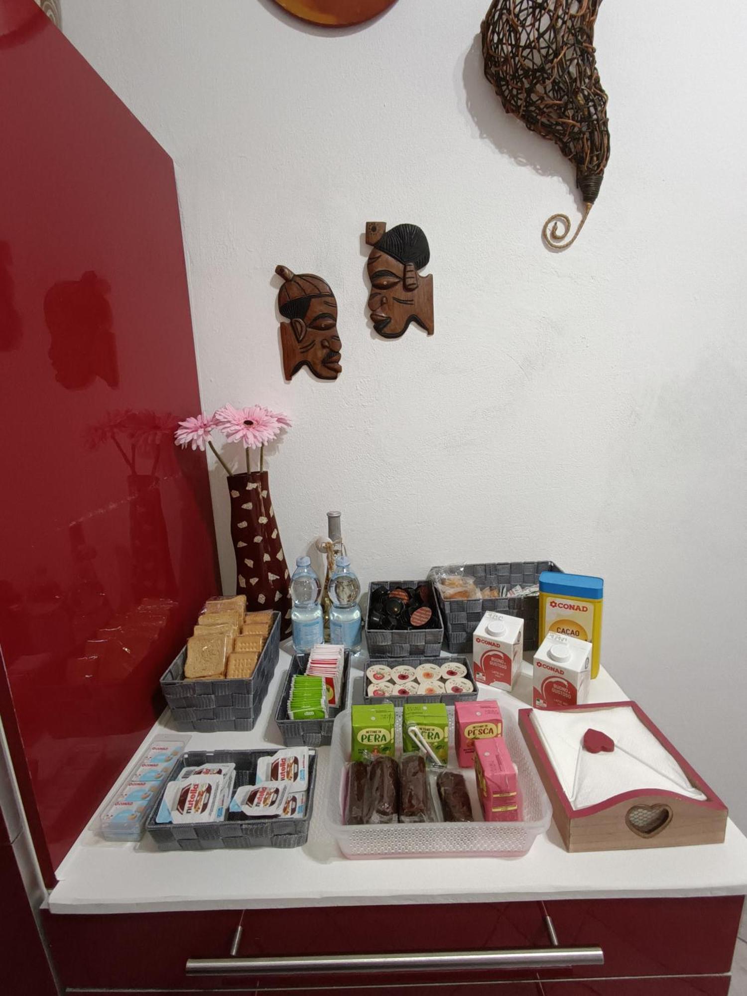 Casa Vacanze Completa Di Tutto E Anche Di Piu リヴォルノ エクステリア 写真